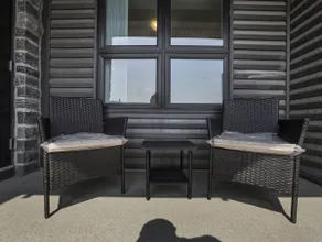 Stylish 1BR Condo in Prime Location with Parking and Wi Fi - Image 4