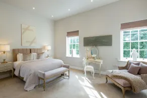 The Talbot – Exclusive Home with Hot Tub - Image 4