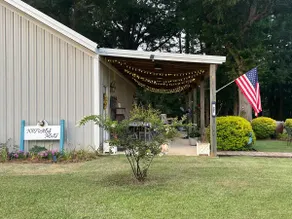 Bayou Retreat Near META | Quiet + Cozy - Image 3