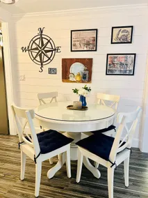 The Cozy Anchor - Madrona Beach Camano Cottage - Image 2