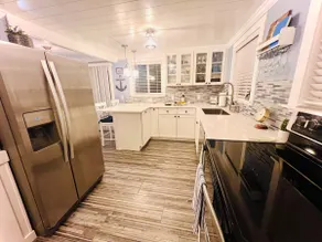 The Cozy Anchor - Madrona Beach Camano Cottage - Image 3