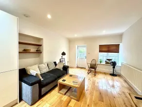 Apartment-Private Bathroom - Image 3
