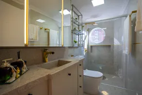 Soap opera apartment in the city center with garage - Image 4