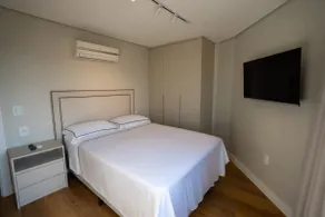 Soap opera apartment in the city center with garage - Image 2