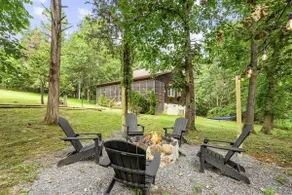 Cabin w/screened porch, fire pit & dog-friendly - Image 3