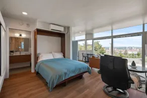 Downtown Views, FREE Parking, Travel Pro Ready! - Image 3