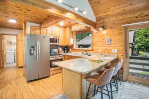 Secluded Pet-Friendly Family Home on 10 Acres - Image 4