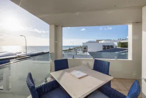 Cottesloe Blue Apartment - Image 3