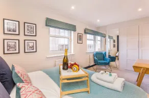 Coach House Loft, York City Centre, sleeps 2 - Image 2