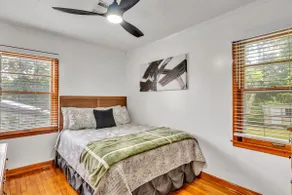 Cushman Court | MSU + Downtown in One Stay - Image 3