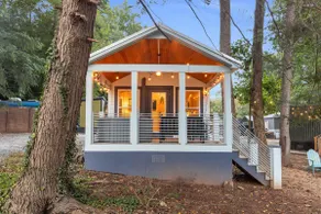 Hot Tub! Riverfront Cabin close to GVL - Sleeps 4 - Image 3