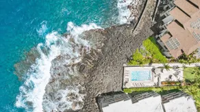 Casa Aloha Designer Condo w Oceanfront Pool - Image 2