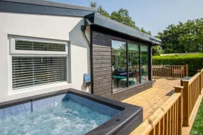 Cedars Lodge - Hot Tub - Penally - Tenby - Image 3