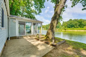 Cozy House on Meadowbrook Lake: Serene, Scenic! - Image 2