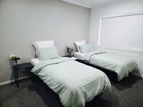 The Hannah House – Modern Comfort in the Heart of - Image 3