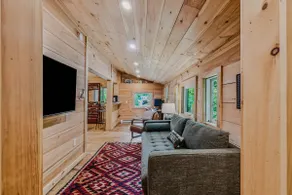 Highland Cabin above Woodstock Village, Pets Welco - Image 2