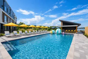 Huge 4BR w/Game Room, Pool & Rooftop Spa -13 Beds! - Image 3