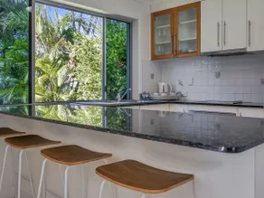 Welcome to Bay Views on Esplanade - Image 3