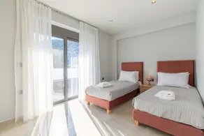 Neaira Apartments - Image 4