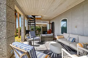 Beachfront 3 Bed, 3.5 Bath - Unobstructed Ocean Vi - Image 5