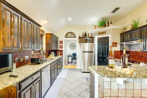 DFW Fun Awaits: Family Home in Crowley! - Image 2