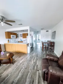 Cozy 1 bed condo with pool - Image 4
