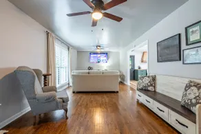 Comfort & Space in Prime Cartersville Spot - Image 2