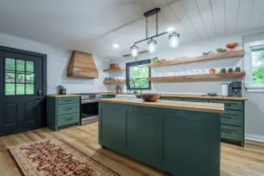 Comfort & Space in Prime Cartersville Spot - Image 3