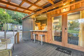 Cozy Shipping Container - Relax by the River - Image 2