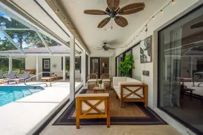 Family Getaway in Jupiter Farms: Fun Pool & Lake! - Image 3