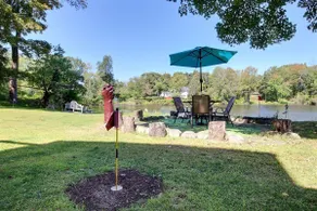 Lakefront Family Retreat~Private Pool~Game Room - Image 5