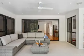 Buderim Mountaintop Retreat With Pool - Image 4