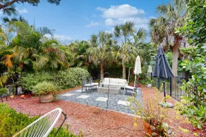 Luxe bay-view escape with private pool, kayak, grill/ice box, & all-new interior - Image 3