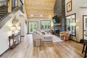 New Build, Game Room, Walk to Timberline Mtn! - Image 2