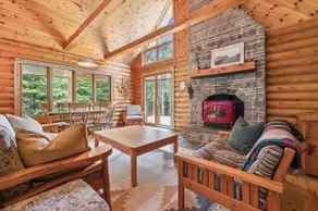 Stonewood Waterfront Log Cabin StarLink - Image 5
