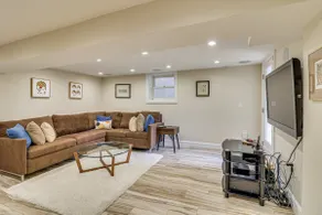 Walk to Hudson River, Near MetLife: Renovated Apt - Image 4