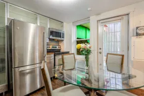 The Metro Stay – Vibrant 3BR in Gay Village - Image 2