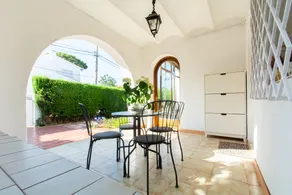 Mediterranean heaven with sea views - Image 2