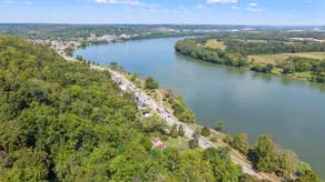Riverfront Peace - Storybook Charm, Sleeps 8-10 - Image 2