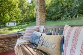 Riverfront Peace - Storybook Charm, Sleeps 8-10 - Image 3