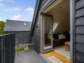 Pond View Loft - Image 2