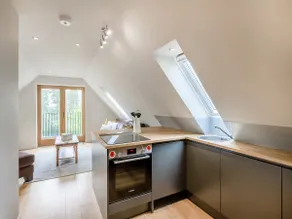 Pond View Loft - Image 5