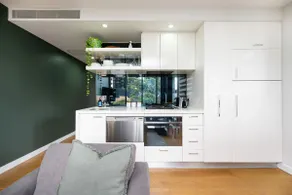 Silverleaf South Melbourne - Image 4