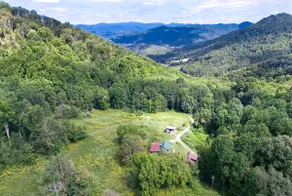 3BR Mountain Chalet | Large Yard | Near Asheville - Image 2