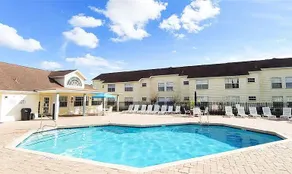 Laguna Bay Vacation Retreat - Image 2