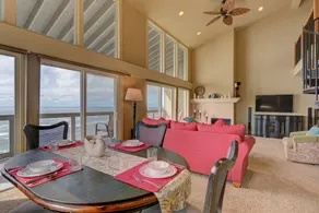 Spacious Two-Level Ocean-View Villa with Loft - Image 3
