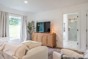Swancrest - Image 3