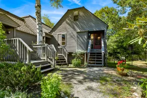 Luxe Condo with Cathedral Ceilings & Pond, Snow Vi - Image 4