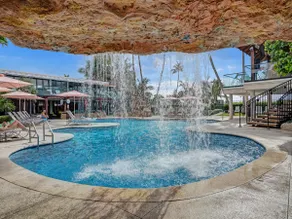 Classic Resort Amenities Condo Steps from the Beach with Gym and Pool 1208 - Image 4