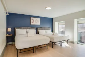 Cozy Loft with Free Parking |Near Medical District - Image 4